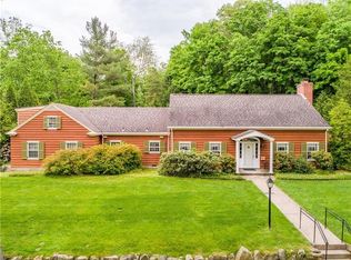 26 Woodland Rd, Sewickley, PA 15143