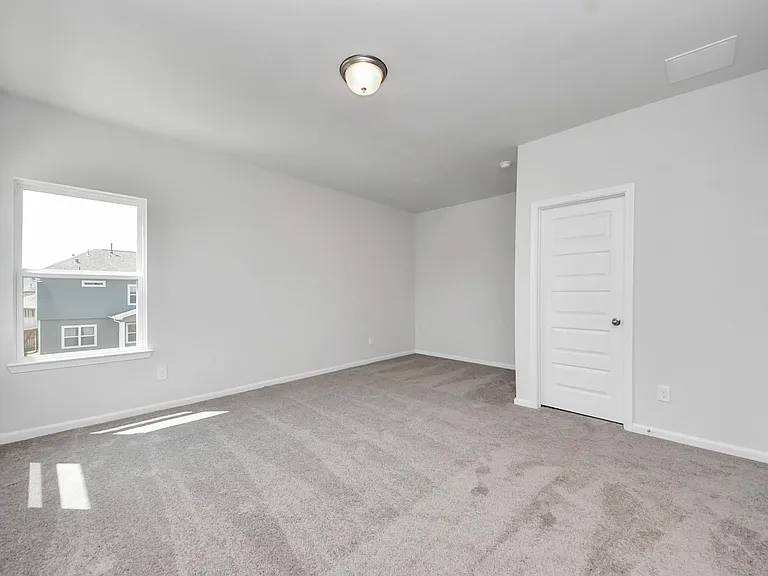 2715 Crested Creek Ln — Photo 17