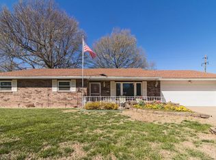 1502 Silent Grove Rd, Springdale, AR 72762