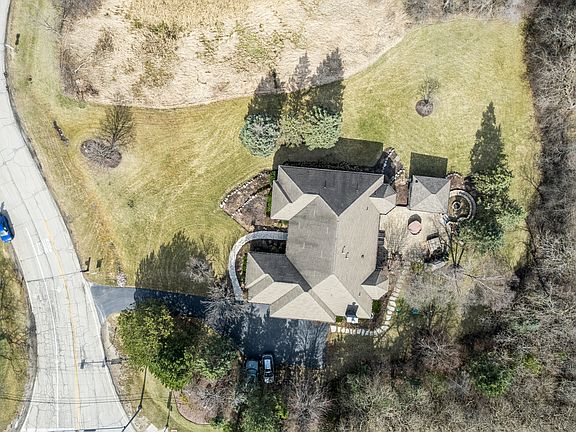 5th image of 24963 N Abbey Glenn Dr