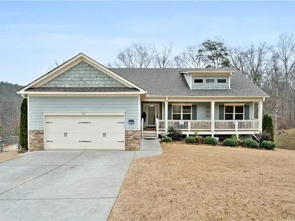 222 Woods Cir, Ball Ground, GA 30107