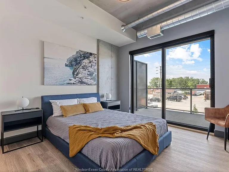 1530 Lauzon Rd #109 — Photo 27
