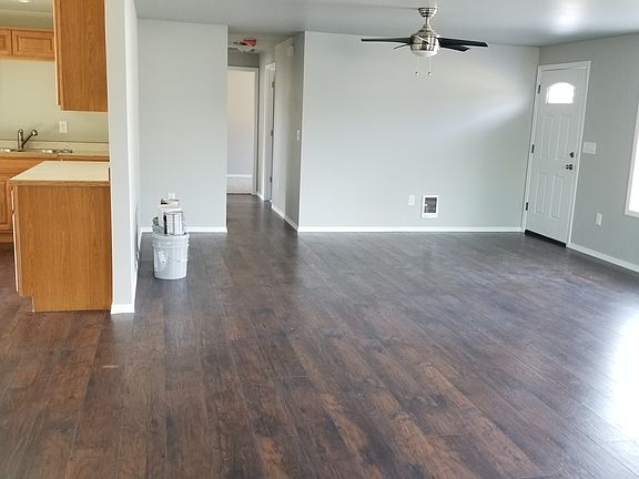 5th image of 505 4th Ave W