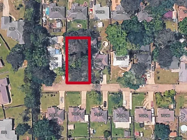 C St, Covington, LA 70433