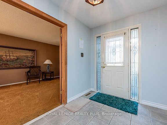 5th image of 19 Macdougall Dr