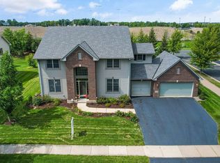 6643 Urbandale Ln N, Maple Grove, MN 55311