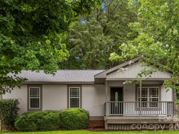 1050 Hay Row Rd, Clover, SC 29710