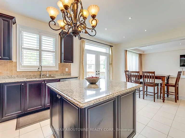2481 Taylorwood Dr — Photo 21