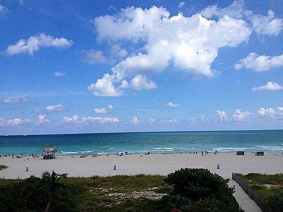 5th image of 465 Ocean Dr #416-17