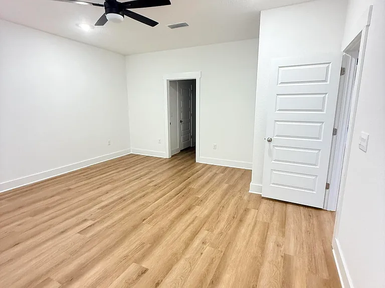 457 Wolcott Way — Photo 7