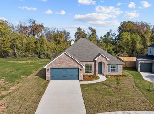 232 Cullom Dr, Bossier City, LA 71112