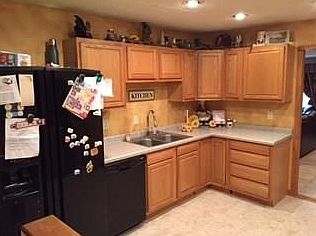 4th image of 650 Princeton Dr