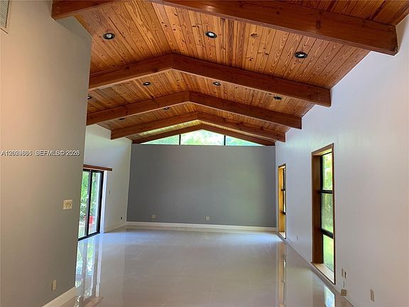 5th image of 6060 SW 133rd St