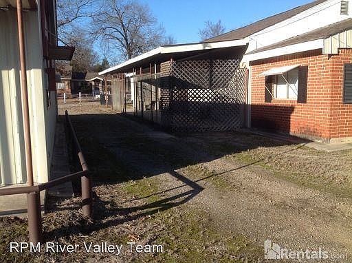 4th image of 5917 Alma Hwy