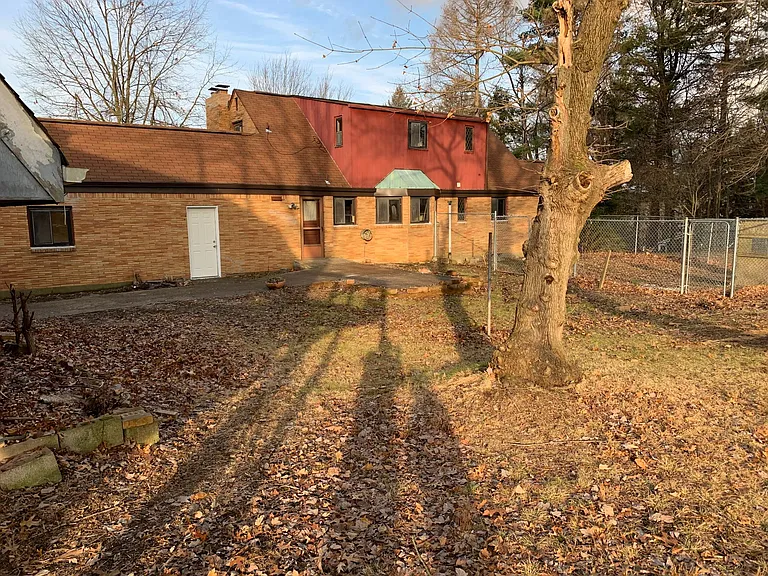 20 Reichold Rd — Photo 39