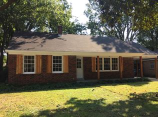 1624 Ivy Rd, Memphis, TN 38117