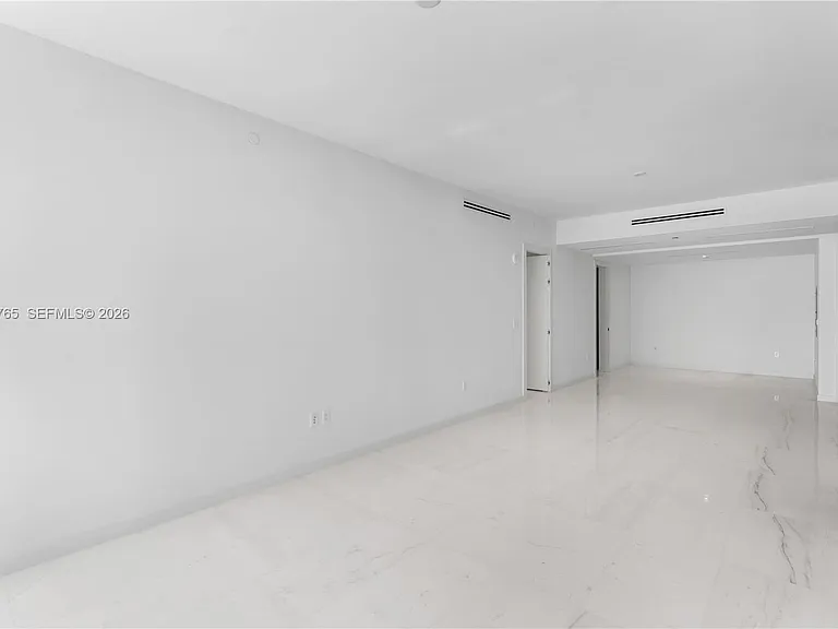 300 Biscyane Boulevard Way #1202 — Photo 11