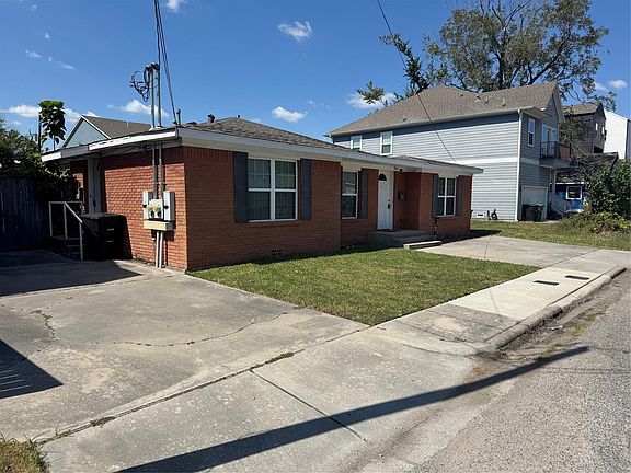 2nd image of 3401 Delhi St #A/b
