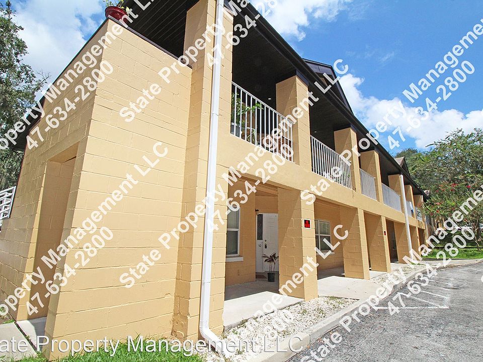 2nd image of 616 SE 11th St #8