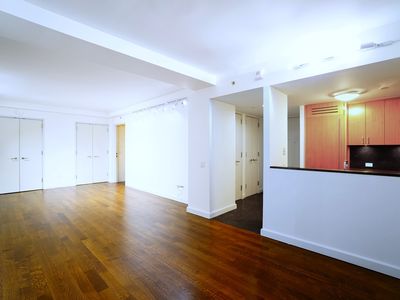 100 W 58th St APT 4A, New York, NY, 10019