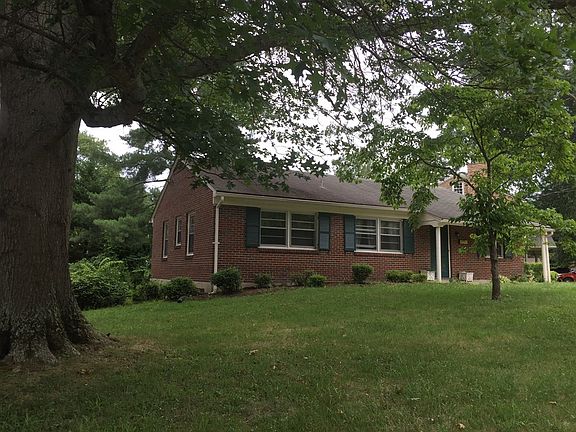 2nd image of 208 Shamrock Dr