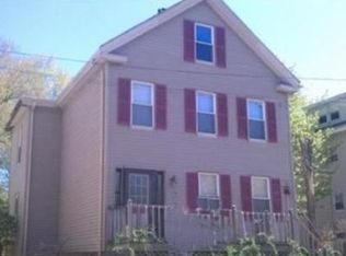 97 Primrose St, Haverhill, MA 01830
