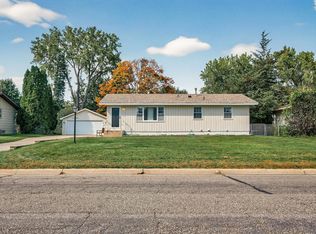 157 Oak Park Dr NE, Blaine, MN 55434