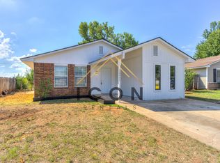 12402 SW 15th Ter, Yukon, OK 73099