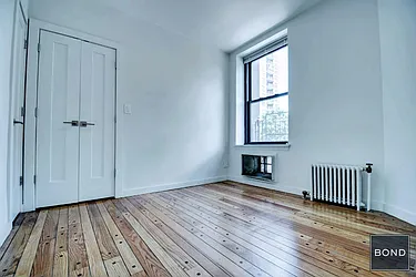 Rented by Bond New York