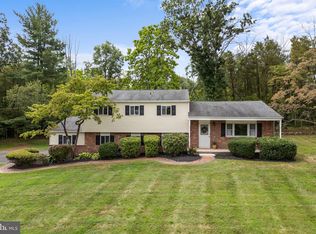 3106 Kingsward Rd, Pennsburg, PA 18073