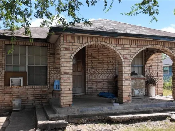 1300 W I St, Mission, TX 78572