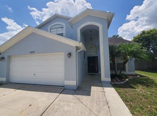 1227 Sweet Gum Dr, Brandon, FL 33511