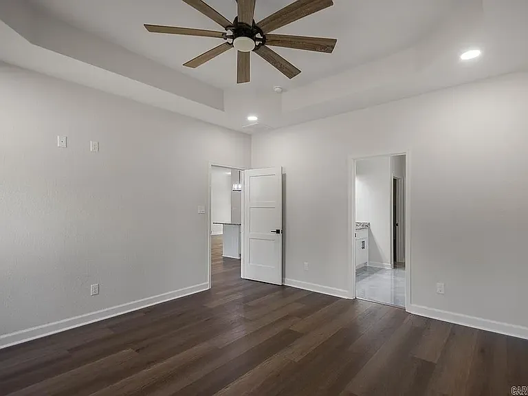 1000 Duke Dr — Photo 14