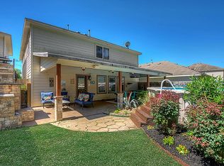 5018 Willow Point Dr, Conroe, TX 77303