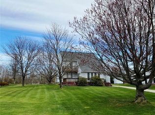 2173 Timber Ln, Harborcreek, PA 16421