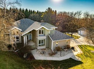 3423 Whistling Wind Way, Sun Prairie, WI 53590