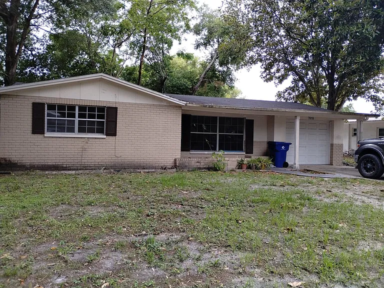 7013 Green St — Photo 1