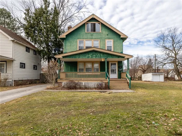 1526 E 196th St, Euclid, OH 44117