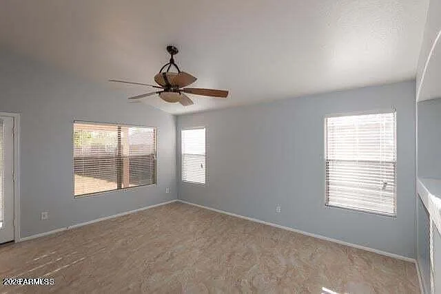 4 bed, 1670 sqft, $2,250 — Photo 3