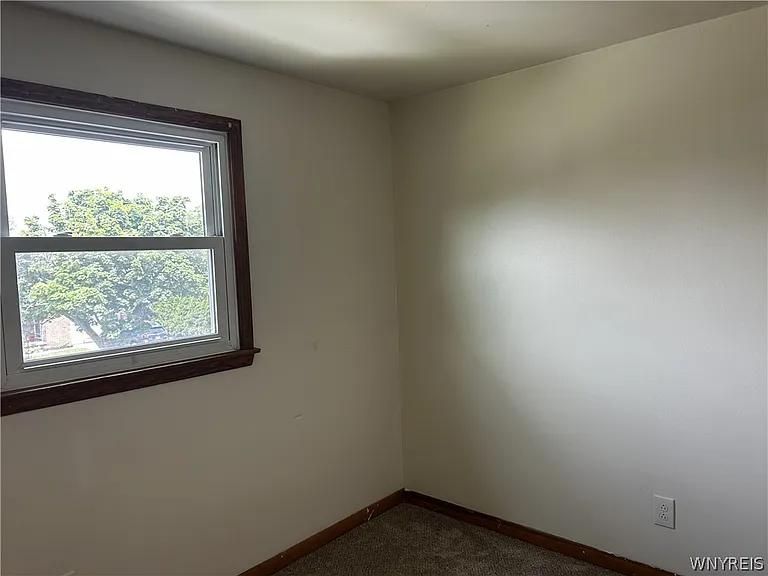 11 Lemans Dr #W — Photo 3
