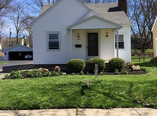 185 Harcourt Dr, Akron, OH 44313