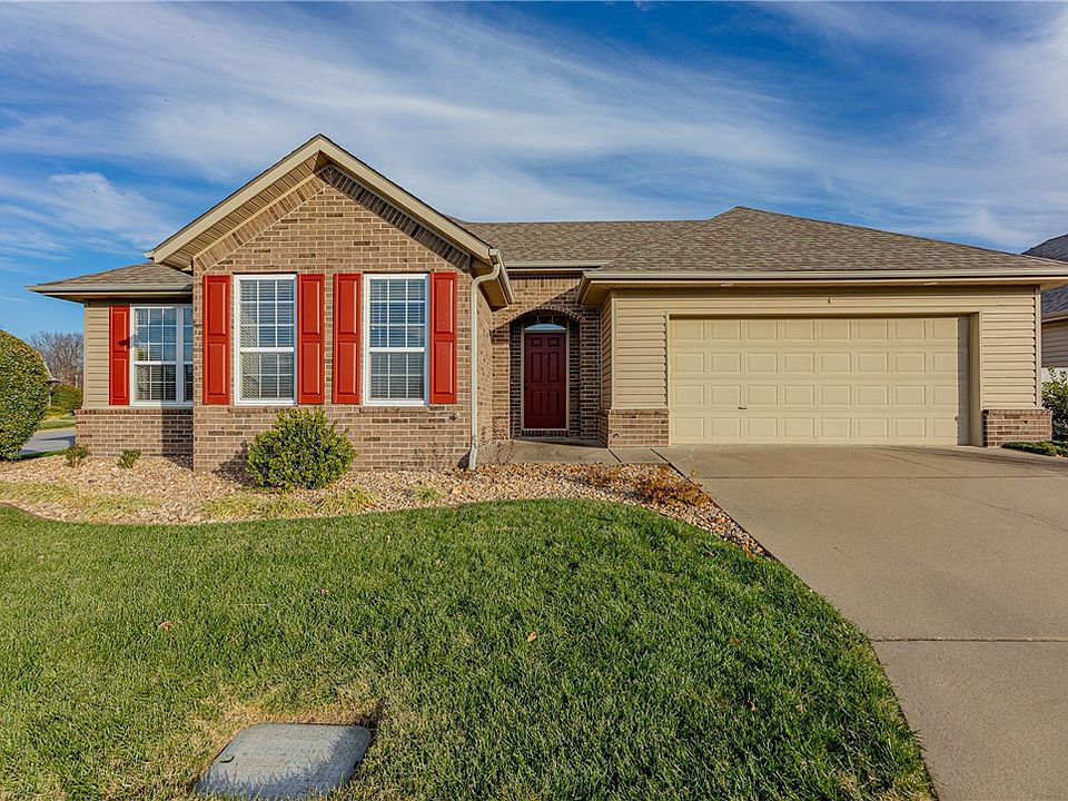 1st image of 1 Chadwick Cir