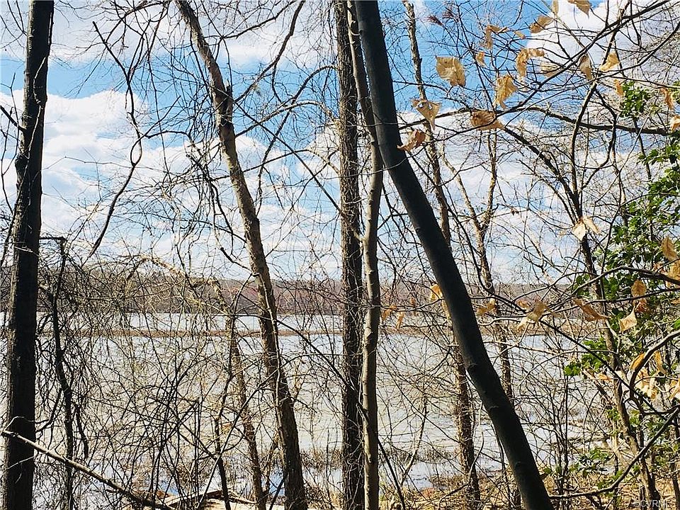 1st image of 13555 Chesdin Landing Dr