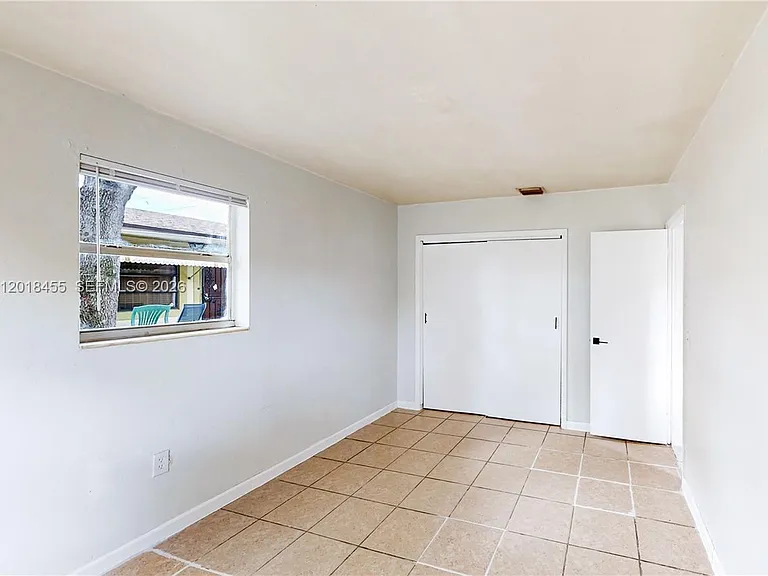 2760 NW 58th St — Photo 24