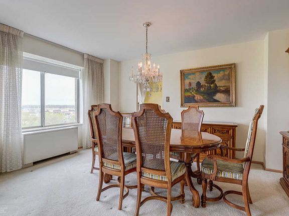 4th image of 7141 N Kedzie Ave APT 1013