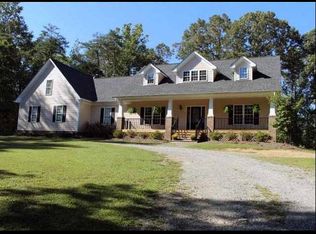 4224 Whitehall Rd, Sandy Hook, VA 23153