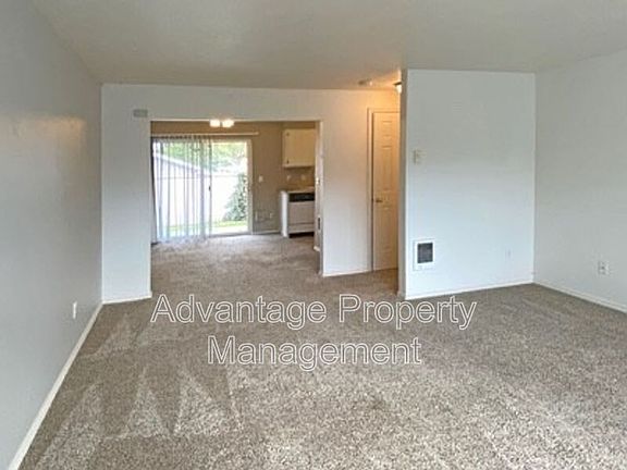 5th image of 517 Monmouth Ave S #25