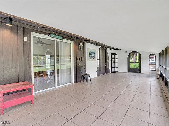 3rd image of 617 Glenn Ave