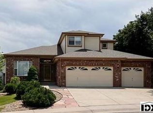 2652 S Nelson Ct, Lakewood, CO 80227