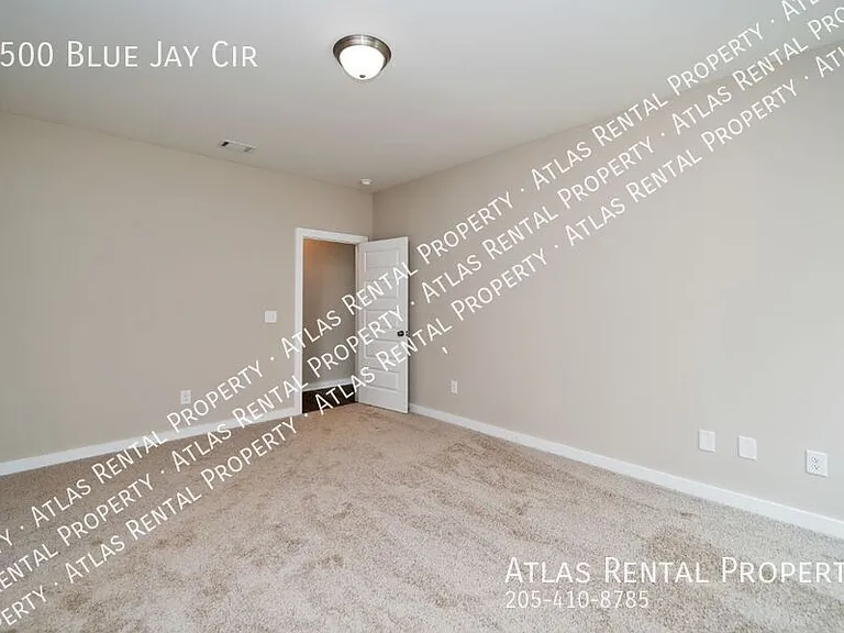 5500 Blue Jay Cir — Photo 8